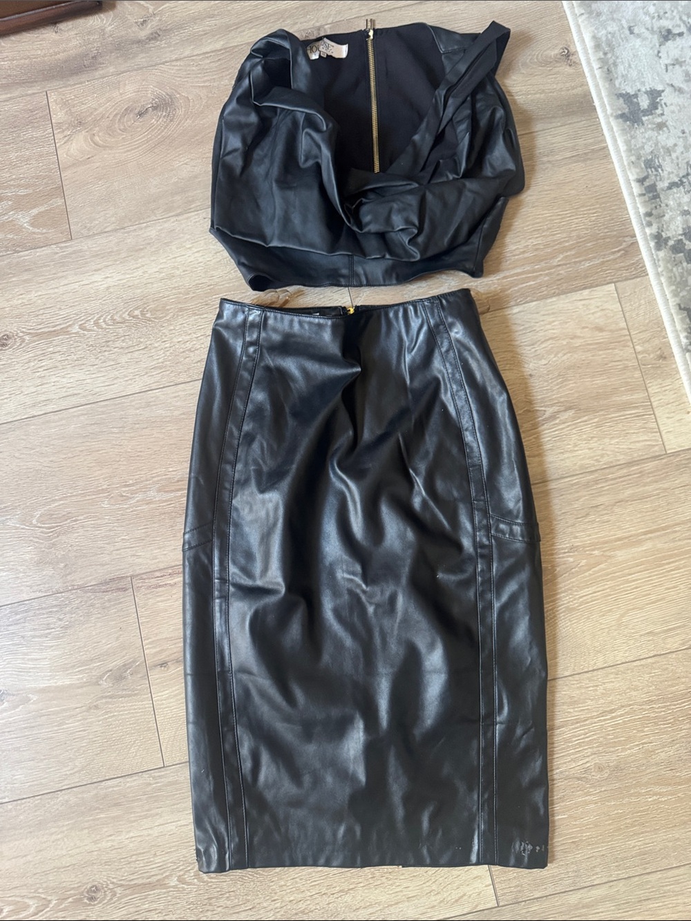 House of Cb Mistress R Black Faux Leather Pencil Skirt Top - Sleek Women's Skirt
